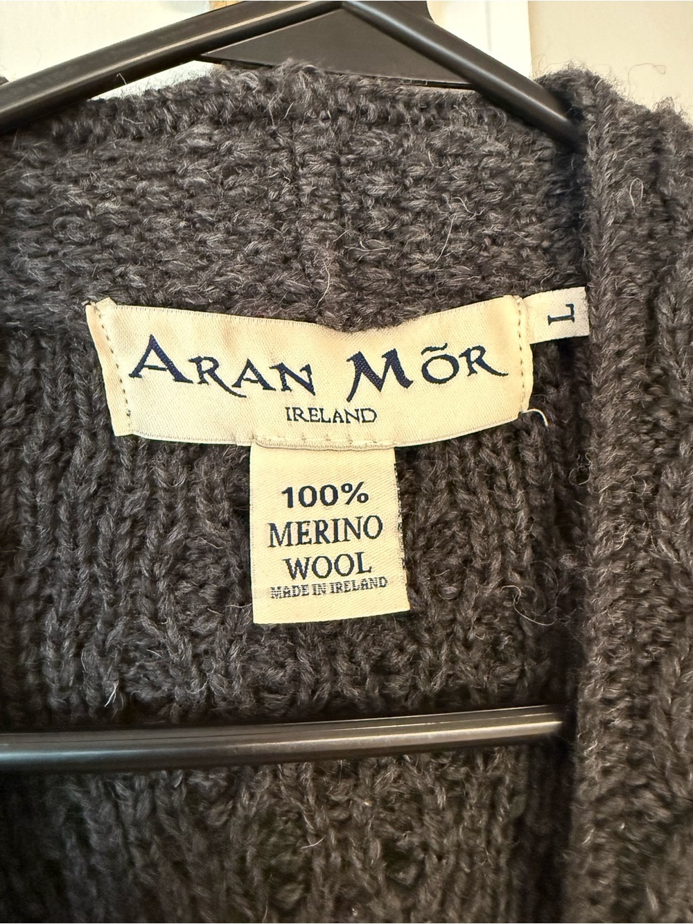 Aran Mór Wool Cable-Knit Button Cardigan - Gray - Picture 2 of 4